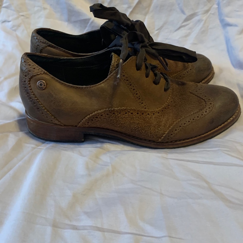 Sebago leather oxfords